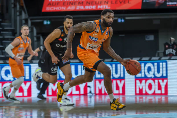 出不仅仅是 出不仅仅是