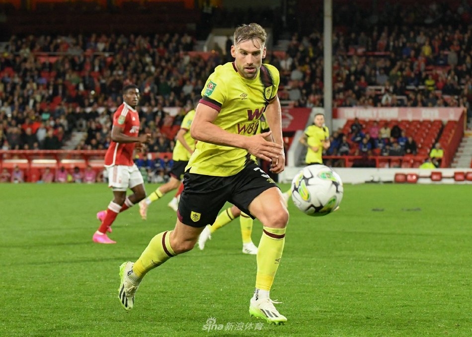 焦点战中 焦点战中