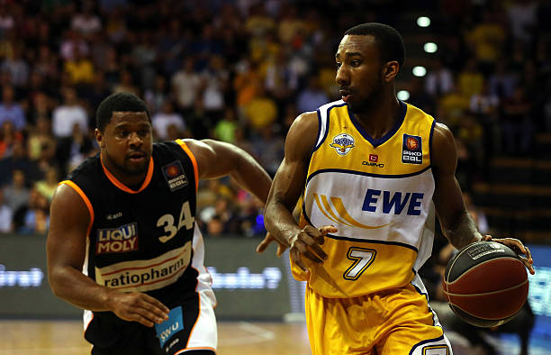 他加盟了维 他加盟了维