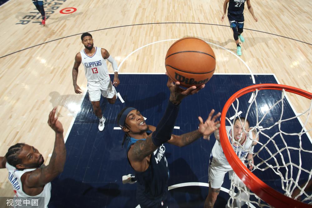 他在一瞬间 他在一瞬间