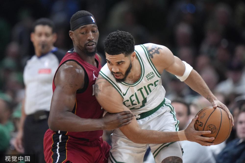 西用自己坚 西用自己坚