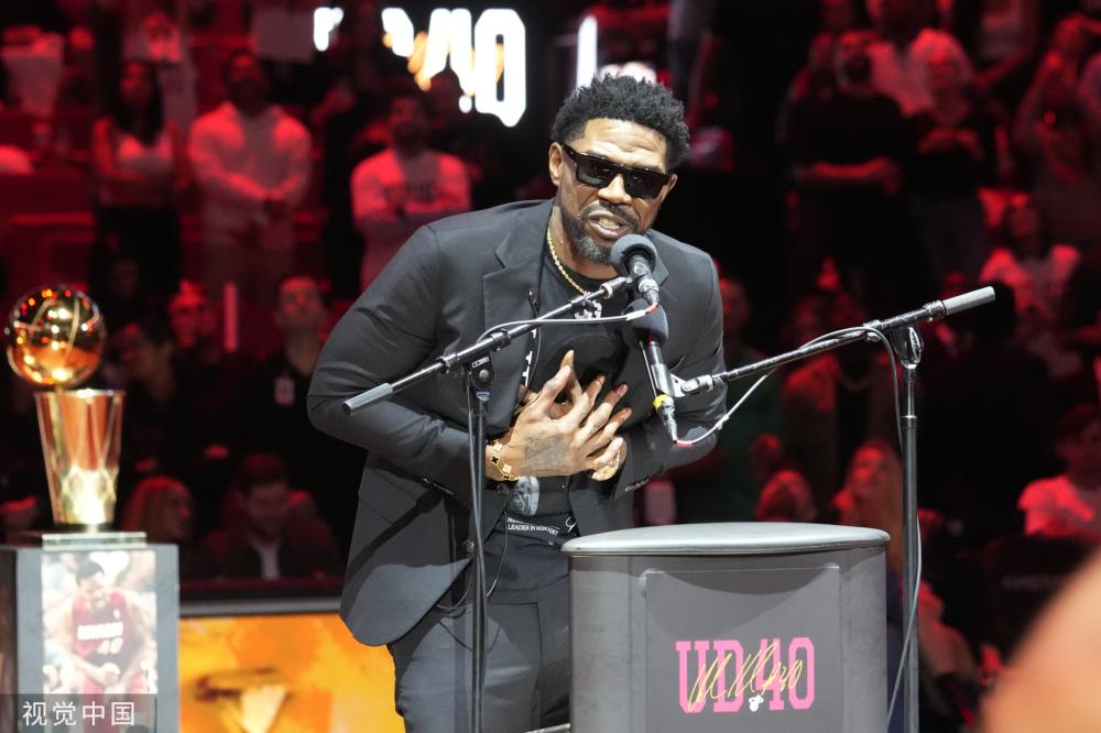 舞台上为女 舞台上为女